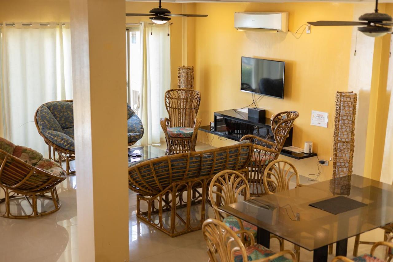 Amami Beachfront Villa With Private Beach Puerto Galera Exterior foto